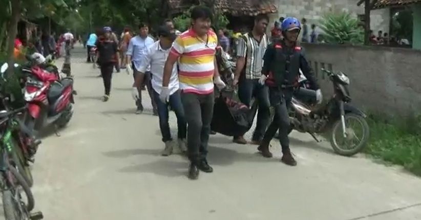 Geger, Mayat dengan Luka Lebam di Leher Mengapung di Sungai Cikarang