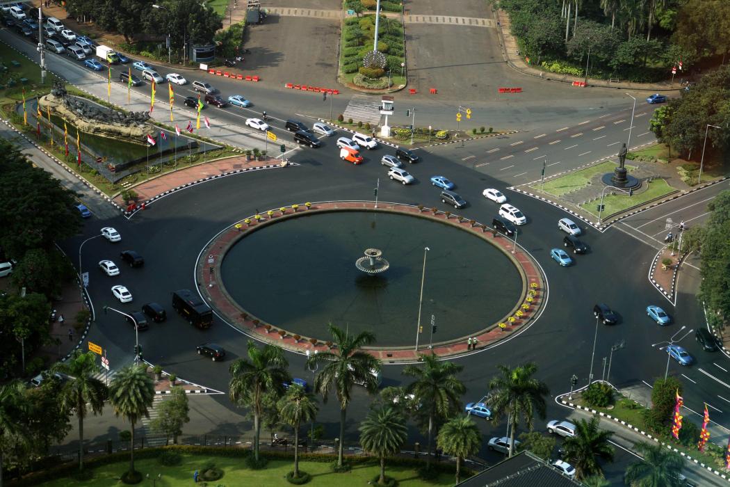 Anies Siapkan Ruang Interaksi Publik di Trotoar Thamrin-Sudirman