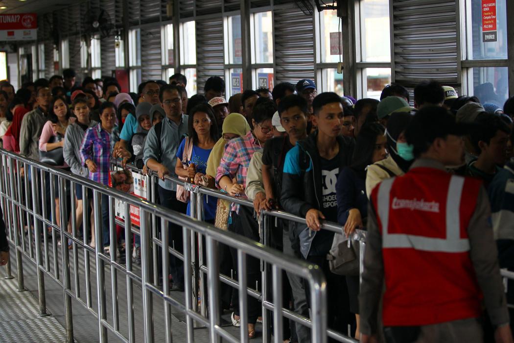 Anies Janji Evaluasi Seluruh Fasum Tak Ramah bagi Disabilitas