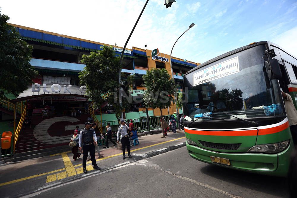 Blok G Dirobohkan, Lahan Haji Lulung Jadi Opsi Pasar Darurat