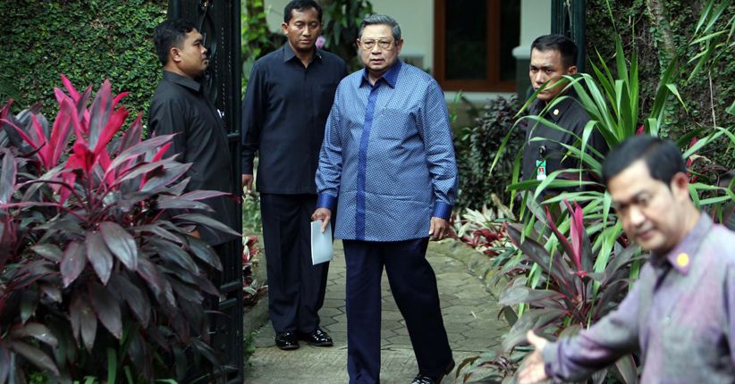 Tiba di Bareskrim, SBY Laporkan Mirwan Amir dan Firman Wijaya