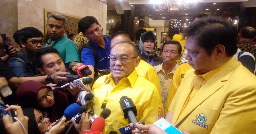 Aburizal Bakrie: Dengan Jokowi, Kader Golkar Cocok Kan?