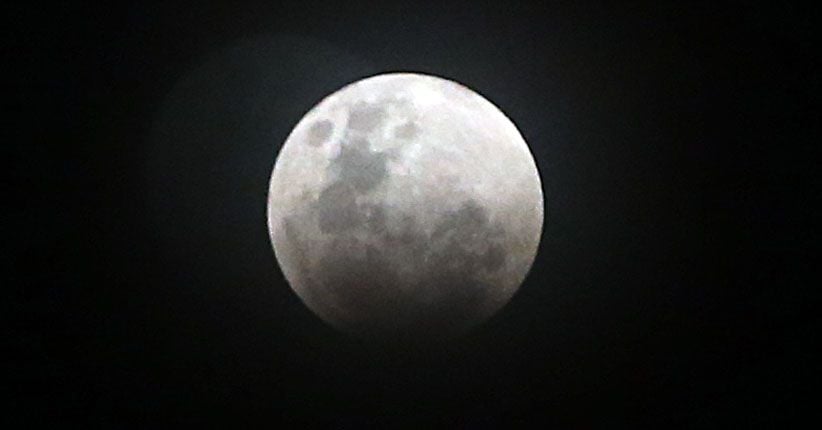 Ini Dia Penampakan Super Blue Blood Moon dari Atas Monas