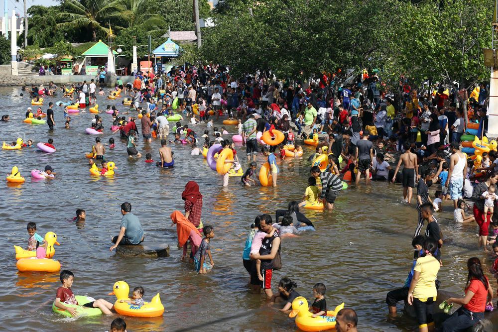 Pengunjung Naik 20 Persen, Ancol Dibanjiri Ratusan Ribu Orang Hari Ini