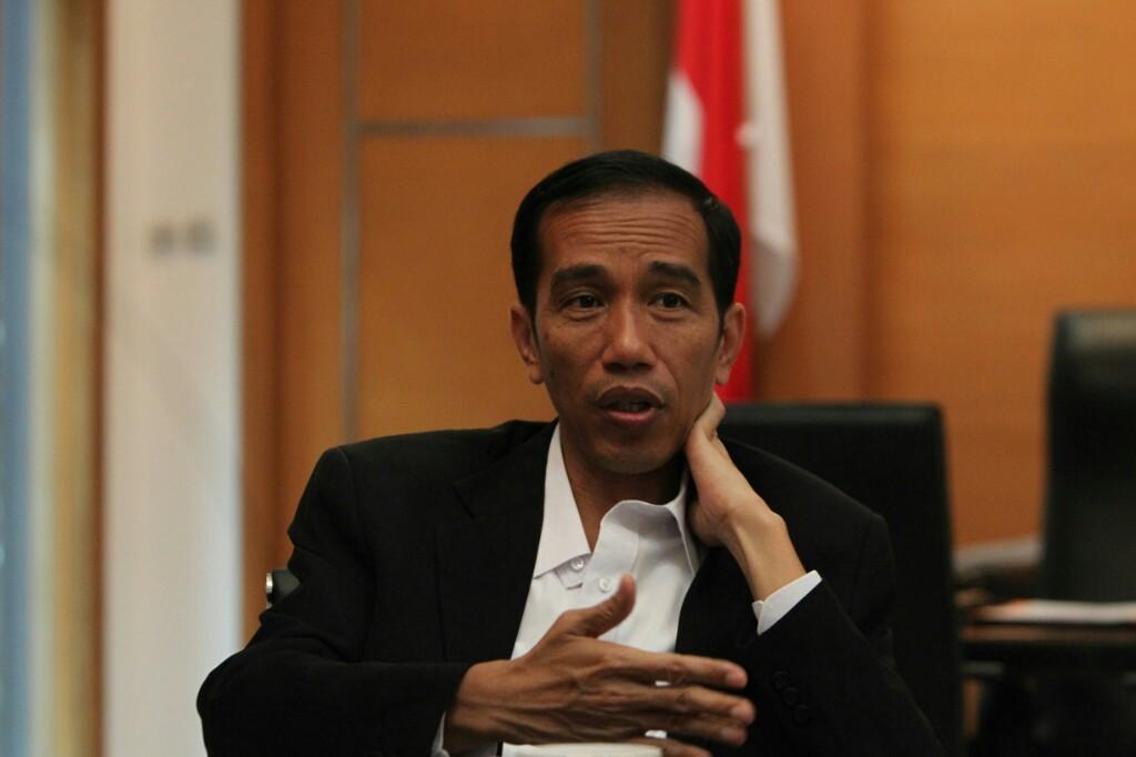 Jokowi Minta Kerusakan Akibat Longsor Cepat Diperbaiki