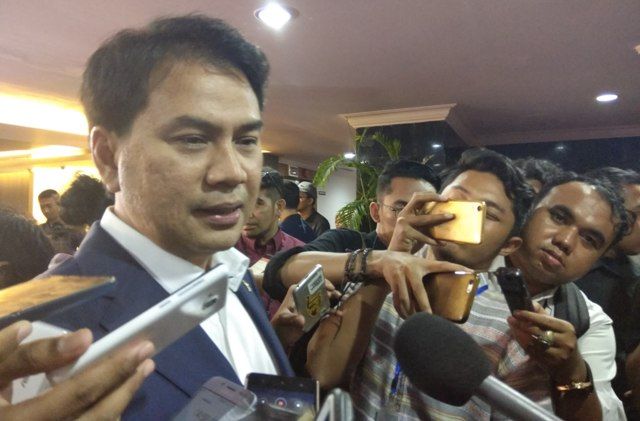 Aziz Syamsuddin Bakal Gantikan Tugas Fadli Zon di Kursi Wakil Ketua DPR