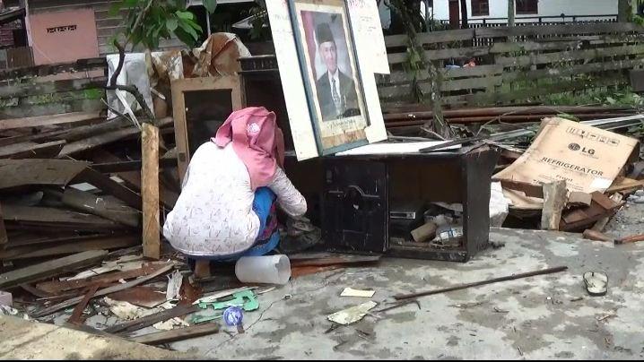 Dua Rumah Warga Amblas Terseret Banjir  di Aceh Tenggara