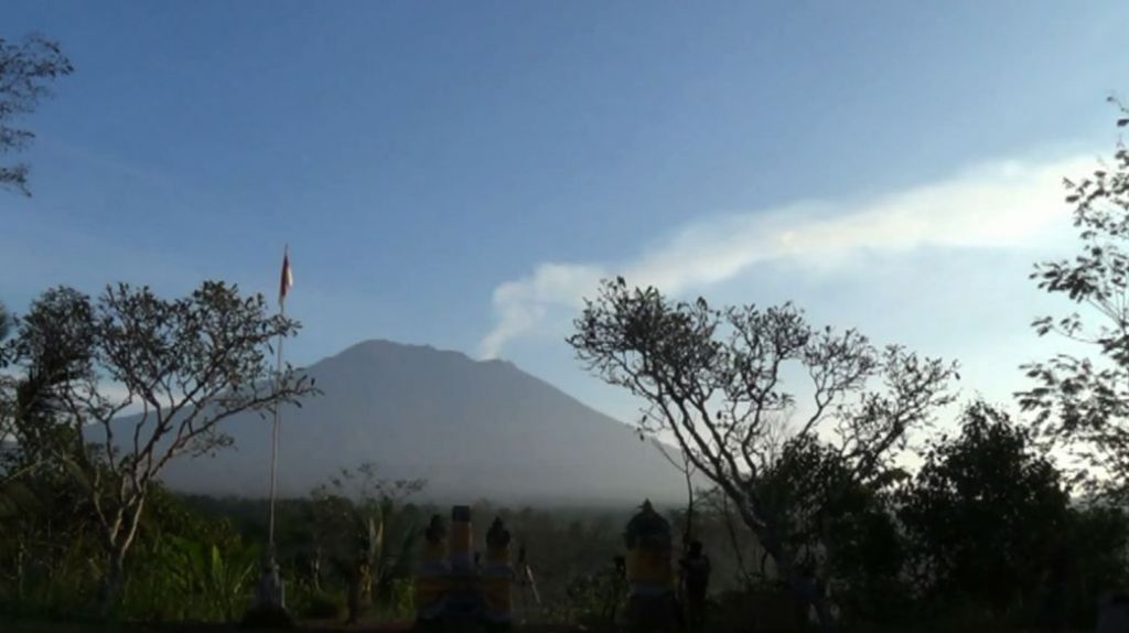Pertumbuhan Magma Melambat, Gunung Agung Masih Berpotensi Erupsi