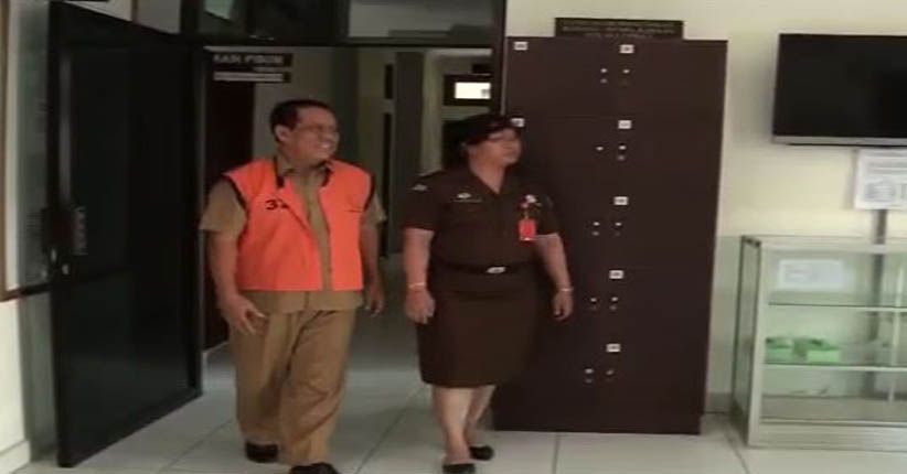 Kejari Jembrana Tahan 2 Tersangka Korupsi Parkir Pelabuhan Gilimanuk