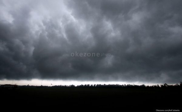 Kota Bandung Diprediksi Hujan Ringan Siang Hari