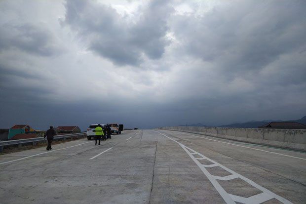 Cegah Kemacetan, Akses Masuk Tol Soroja Dilebarkan