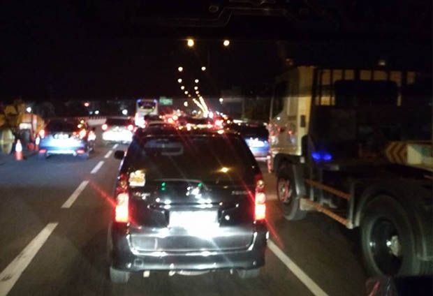 Kemacetan Mulai Terjadi di Pintu Tol Brexit hingga Tegal