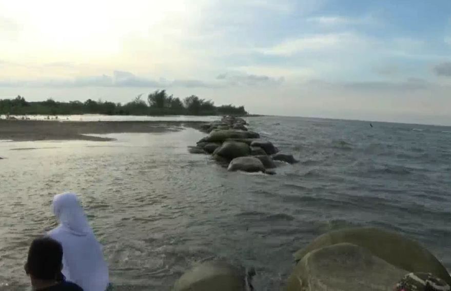 Tanggul Pantai Jebol, Banjir di Pekalongan Makin Parah 