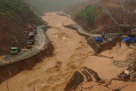 Dampak Siklon Cempaka Meluas, 19 Tewas