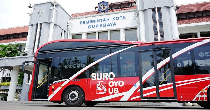 Keliling Kota dengan Bus Suroboyo Cukup dengan Sampah Plastik
