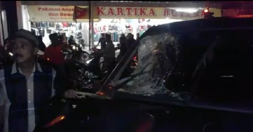 Sopir Mabuk Tabrak Warung dan Sejumlah Pengendara Motor, 2 Tewas