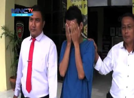 Driver Ojek Online Jual Istri untuk Layanan Threesome
