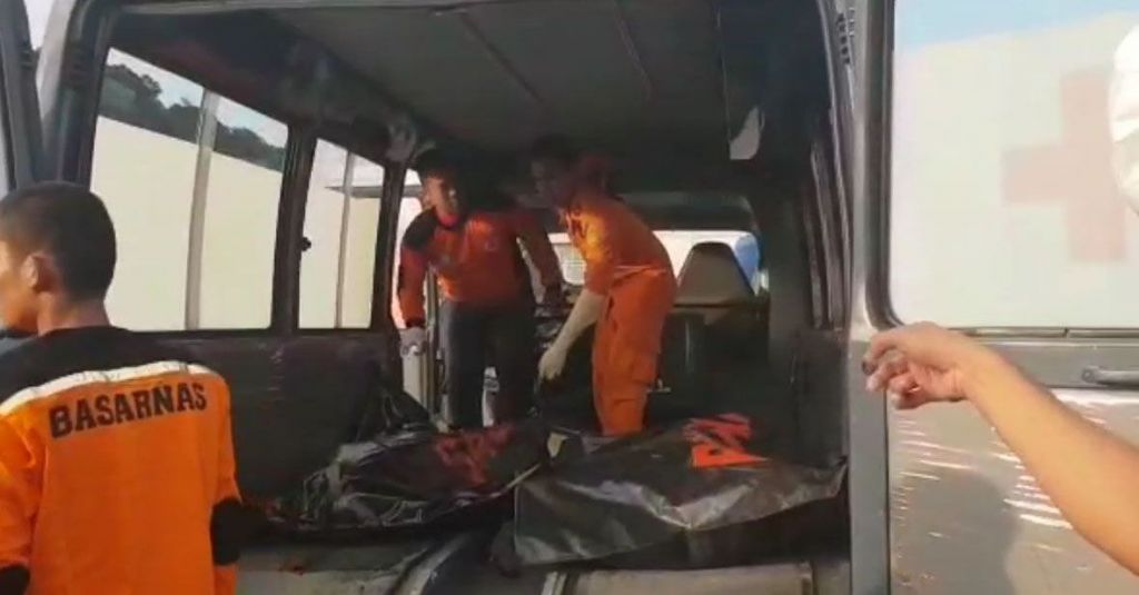 2 Mayat Korban Kebakaran Tumpahan Minyak di Teluk Balikpapan Ditemukan