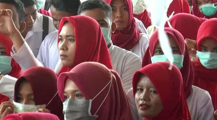 Ribuan Perawat Sukarela di Sumbawa Besar Mogok Kerja