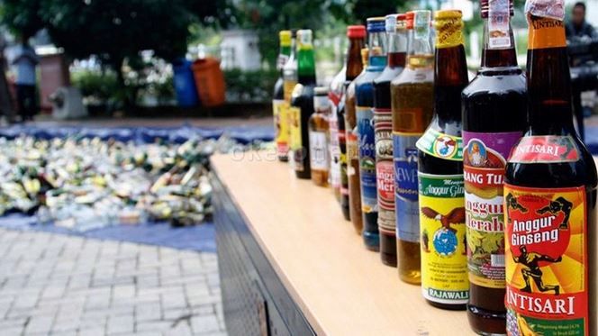 Polisi Gerebek Gudang Miras Palsu di Wates, Kulonprogo