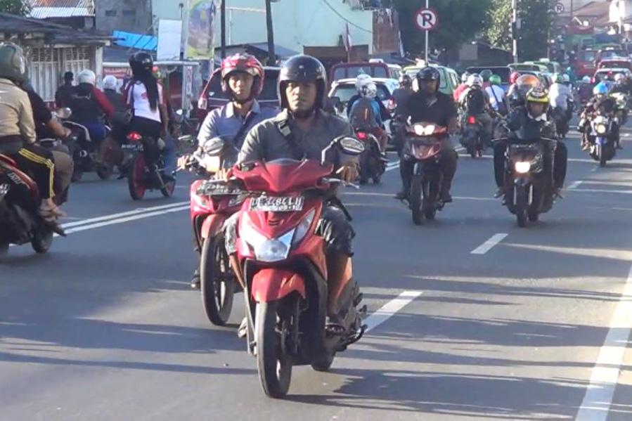  Pasca Gempa Kota Ambon, Aktivitas Warga Kembali Normal
