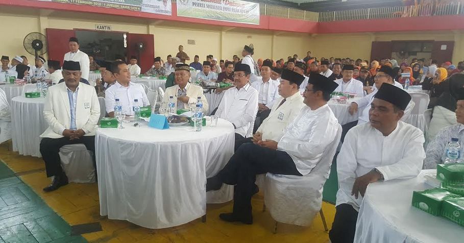 Djarot, Ijeck, dan Erry Saling Sapa di Acara Pelantikan Bakomubin