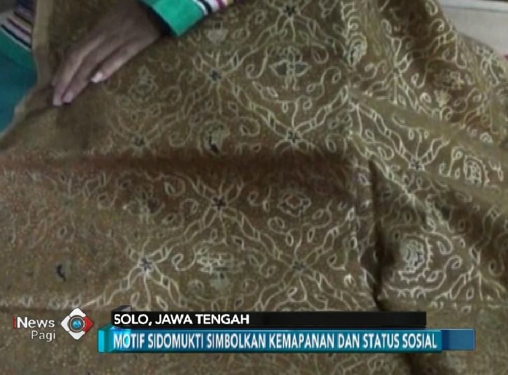 Kahiyang Ayu Gunakan Kain Motif Sidomukti untuk Resepsi