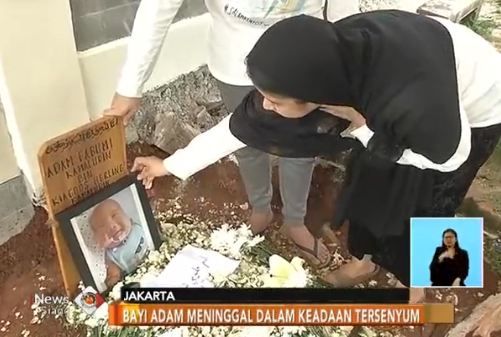 Tak Bisa Menangis, Bayi Ini Meninggal Tersenyum