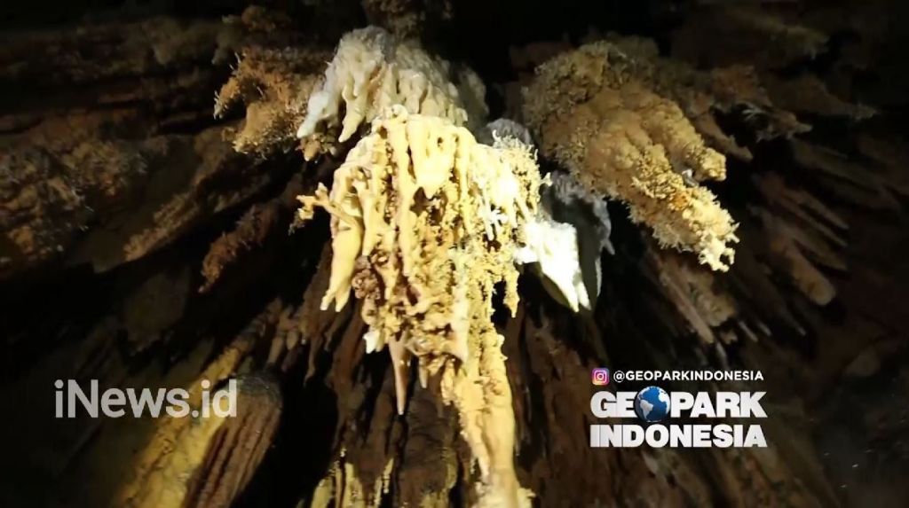 Gua Kalibong Aloa Tawarkan Pesona Kilauan Stalaktit