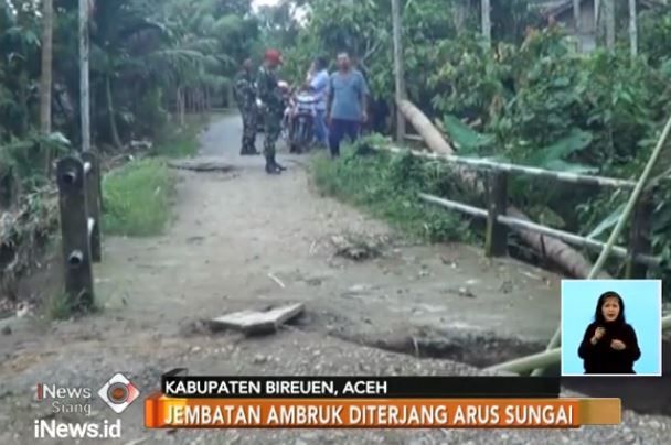 Jembatan Ambruk, Aktivitas Warga di Bireuen Terganggu