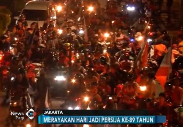Suporter Persija Konvoi Rayakan HUT Ke-89
