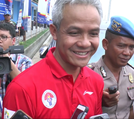 Ganjar Siap Mundur Jika Terlibat Skandal Korupsi E-KTP
