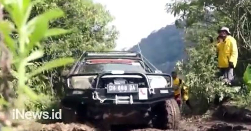 Offroader Ikuti Adventure Jelajah Negeri di Atas Awan 2018
