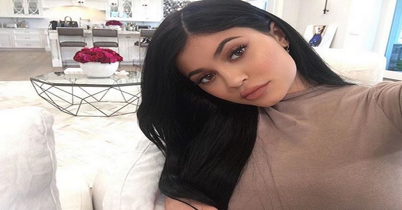 Kicau Kylie Jenner di Twitter Bikin Rugi Snapchat 