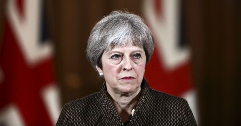 Perang Suriah, PM Inggris Theresa May Dipanggil Parlemen Senin
