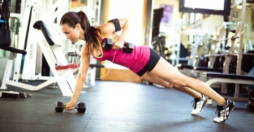 5 Gerakan untuk Mengencangkan Otot Lengan Tanpa ke Gym, Bikin Bodi Makin Atletis