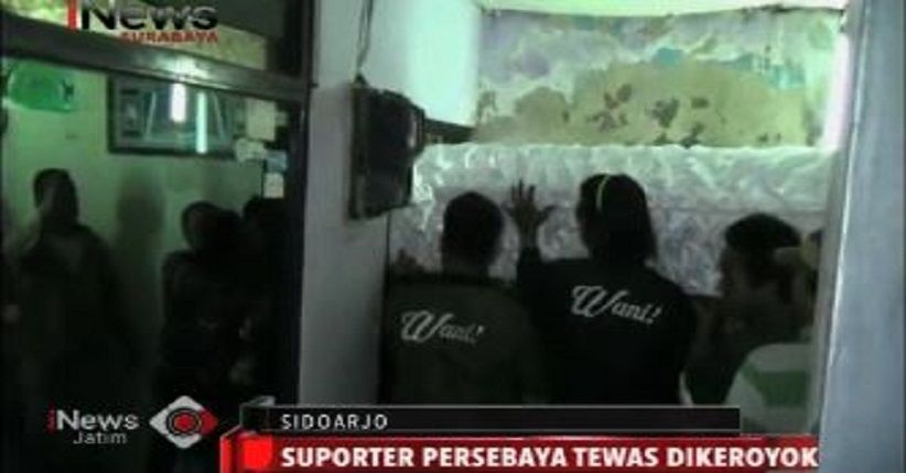 Isak Tangis Warnai Kepulangan Micko, Bonek yang Tewas Dihajar Massa