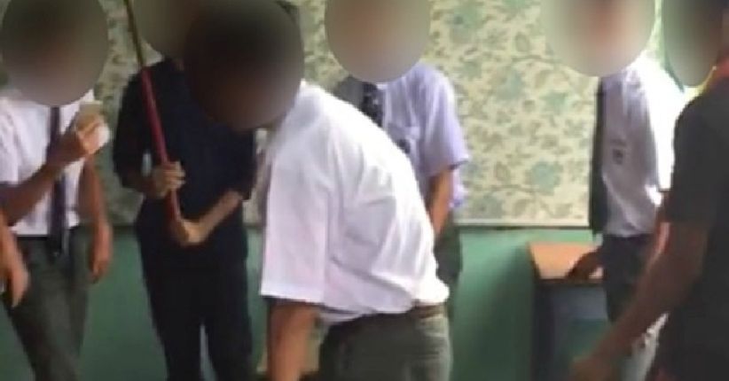 Beri 'Kado' Pukulan dan Tendangan ke Teman, 9 Siswa Malaysia Ditangkap