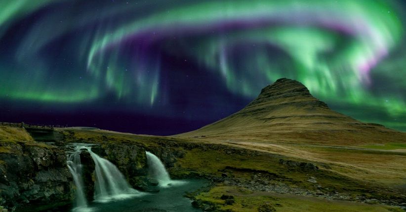 Memesona, Islandia Miliki Gunung Kirkjufell yang Mirip Menara Gereja