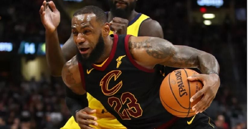 Tampil Beringas, LeBron James Bawa Cavaliers Kalahkan Pacers