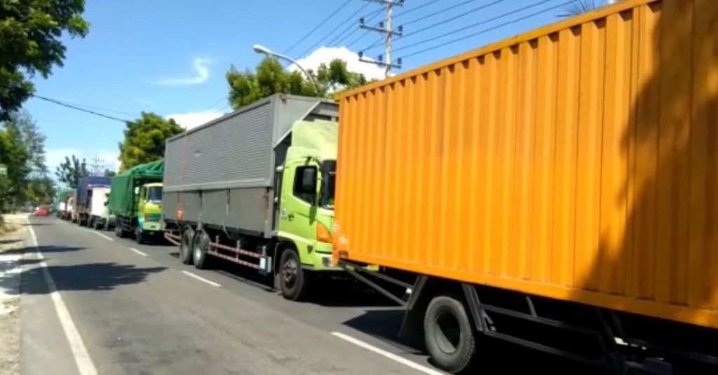 Imbas Jembatan Babat-Widang Ambruk, Jalur Daendels Macet Parah