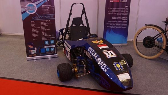Mobil Listrik Android Karya Anak Bangsa Mejeng di IIMS 2018