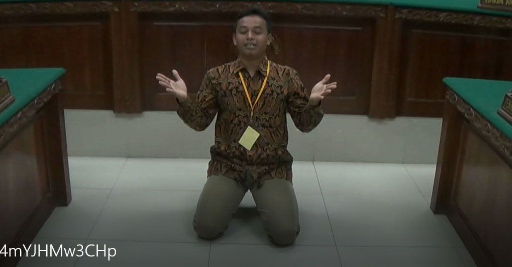 Permohonan Ganti Nama Dikabulkan PN Tangerang, Kentut Sujud Syukur
