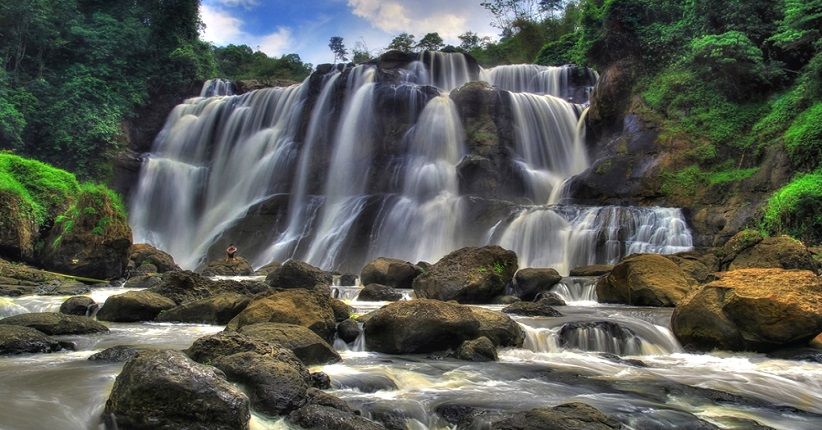 Wisata Bandung, Intip Keindahan Curug Malela Mirip Niagara di Kanada