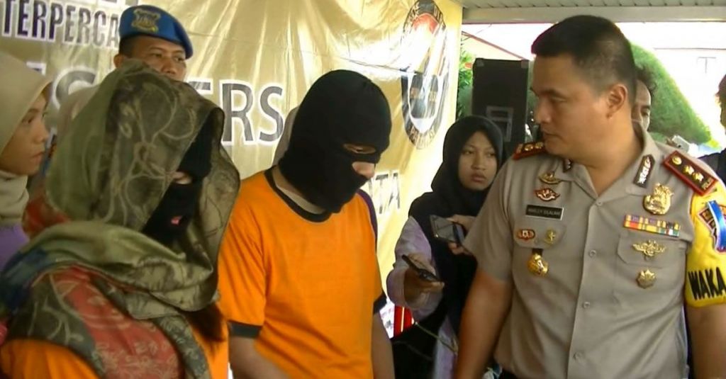 Polisi Bongkar Jasa Prostitusi Threesome di Tangerang