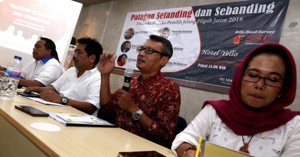 Survei SSC, Khofifah-Emil Unggul 1,9 Persen atas Gus Ipul-Puti