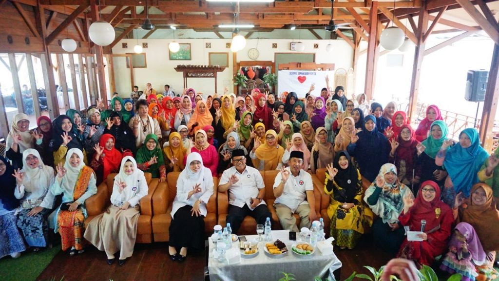 68 Komunitas Perempuan Dukung Oded-Yana di Pilwalkot Bandung