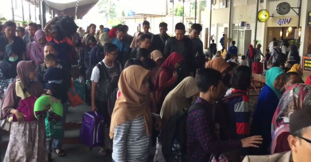 Demo Aksi 67 di Gambir, 12 KA Jawa Berhenti di Stasiun Jatinegara