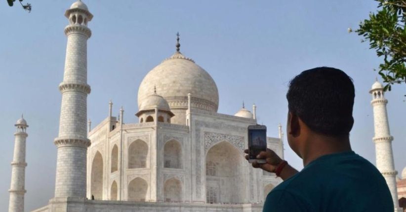 Taj Mahal, Monumen Megah Berwarna Emas Berubah Jadi Coklat