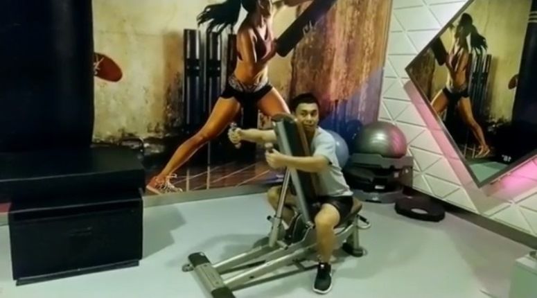Cara Nge-Gym Raditya Dika Bikin 2 Artis Ini Gregetan